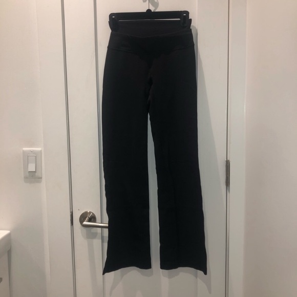 Spanx Active Bagel-Booster Yoga Pant - Picture 2 of 3